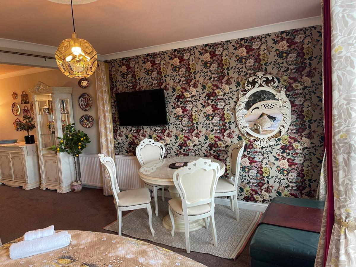 "The Italian" Seafront Apartment 伊斯特布恩 外观 照片